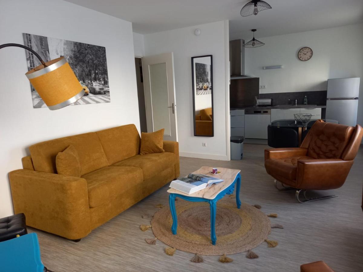 Appart Plein Centre, Balcon - 4 Personnes Sedan Exteriör bild